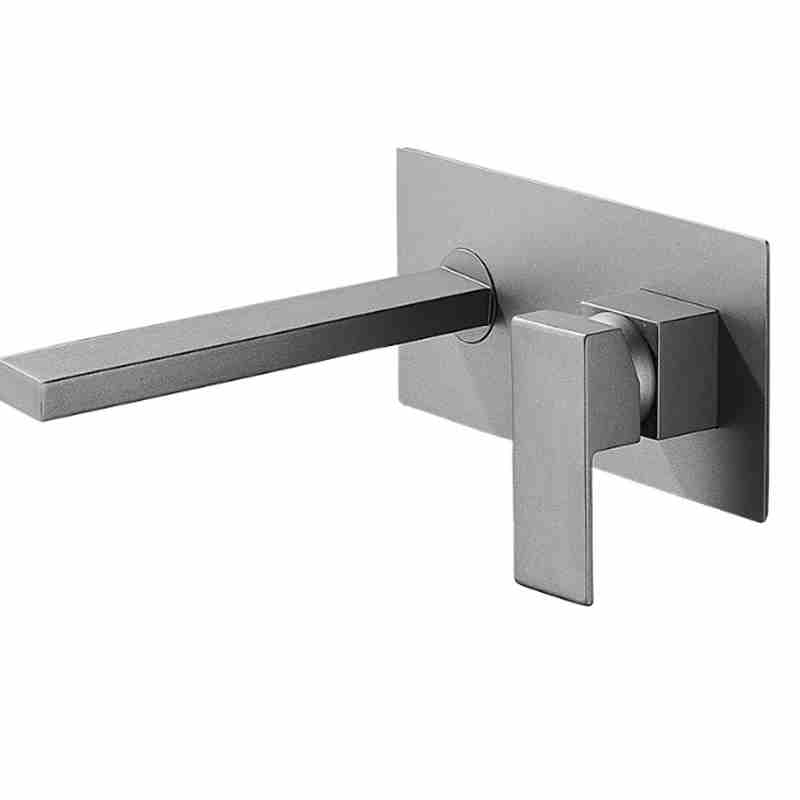 Install wall mounted all copper embedded hot and cold water faucet